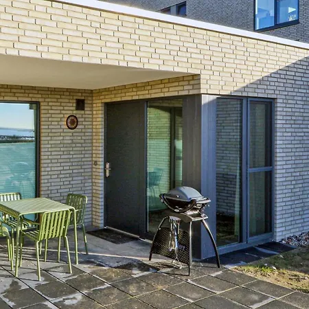 In Lembruch-duemmer With View *